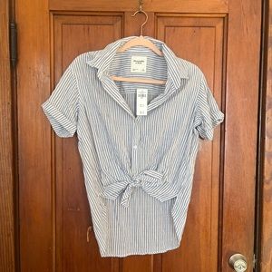 NWT Abercrombie Short-Sleeve Resort Boyfriend Shirt, Blue Pinstripe, S